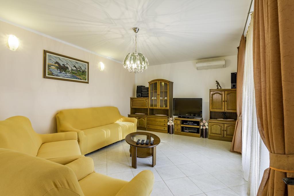 Apartmani Radmila Nova Vas  Esterno foto