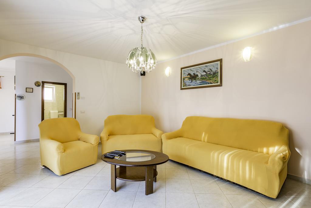 Apartmani Radmila Nova Vas  Esterno foto
