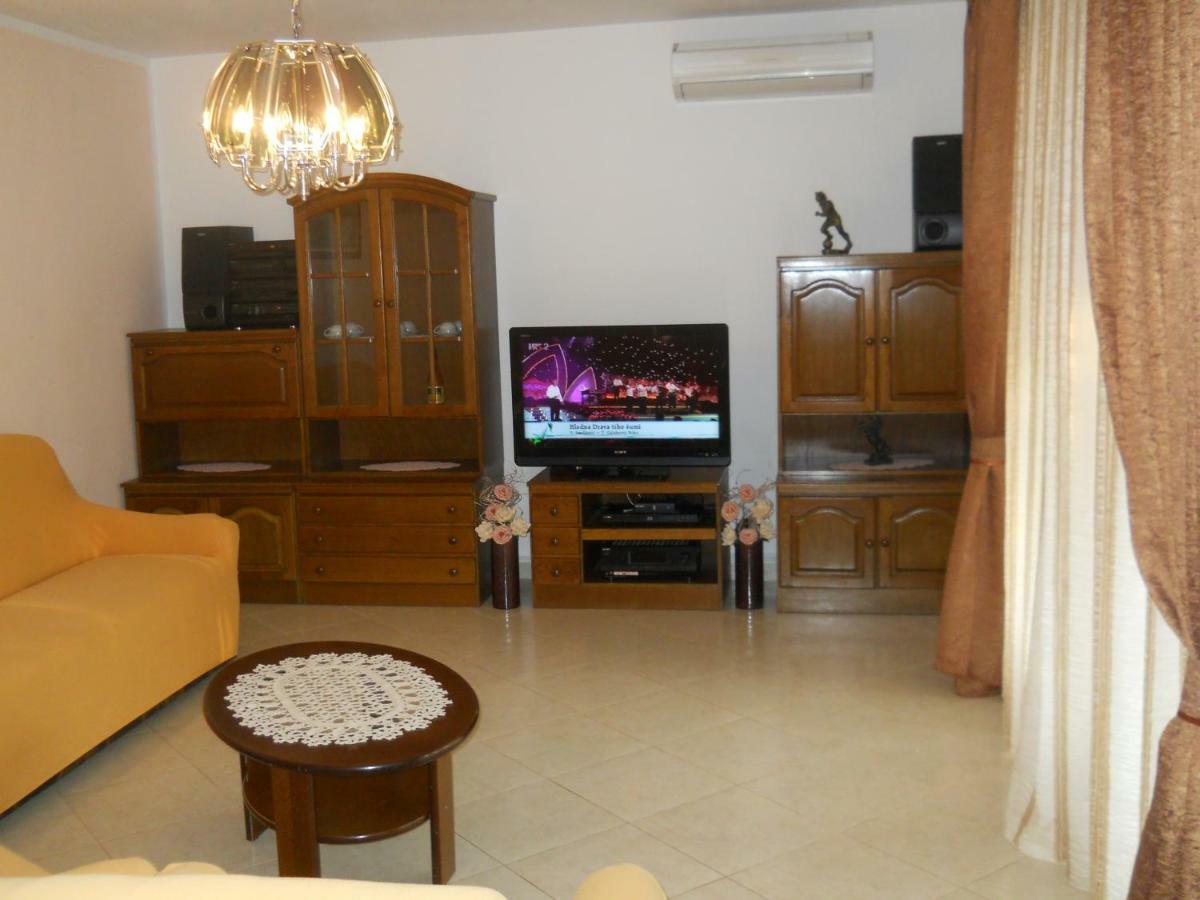 Apartmani Radmila Nova Vas  Esterno foto